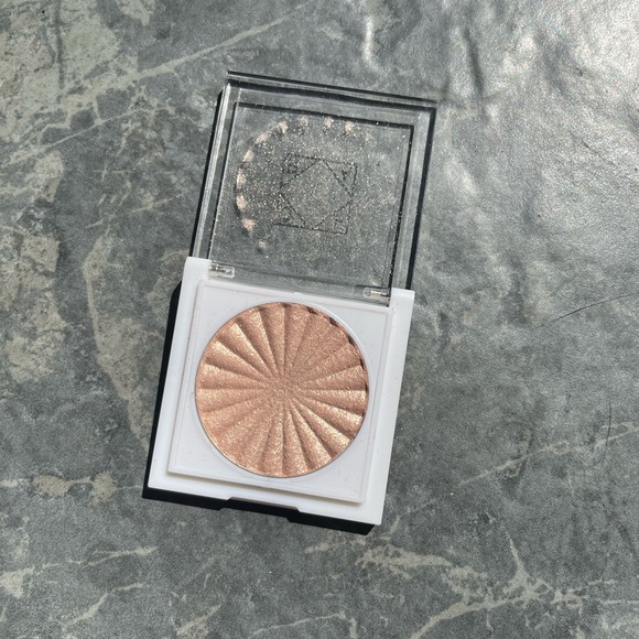 OFRA Sparkle Lights Eyeshadow - Picture 2 of 4